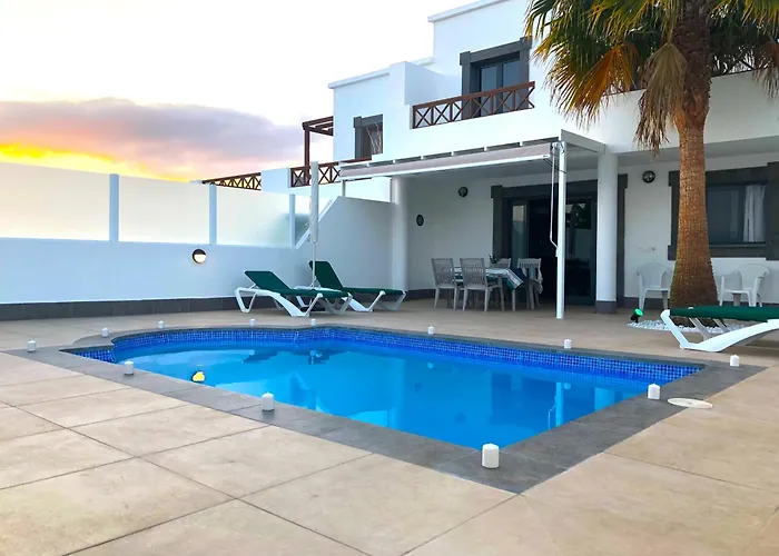 Varela Lo House